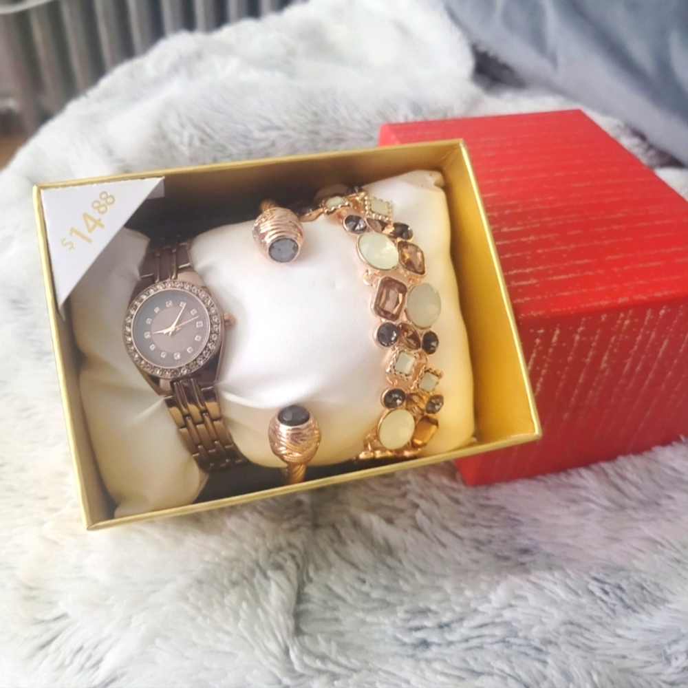 Watch and bracelet set